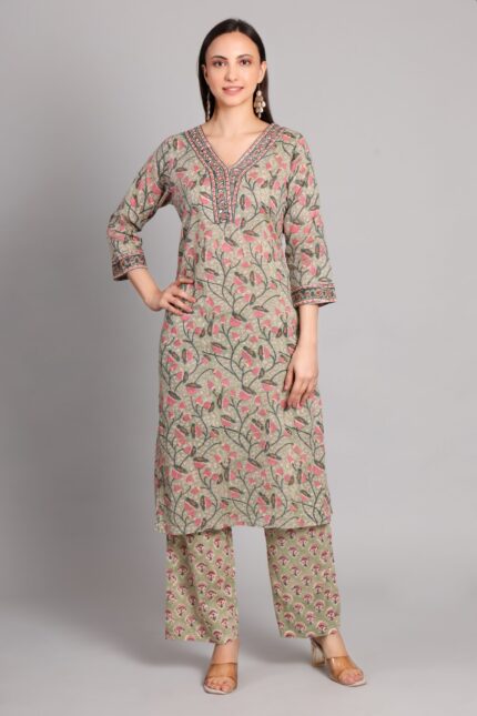 Green hand block printed cotton kurta set for women with floral motifs